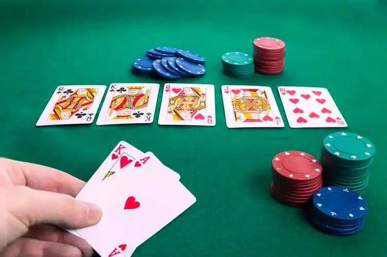 Sports and casino-style content layout on be 500 for adult users